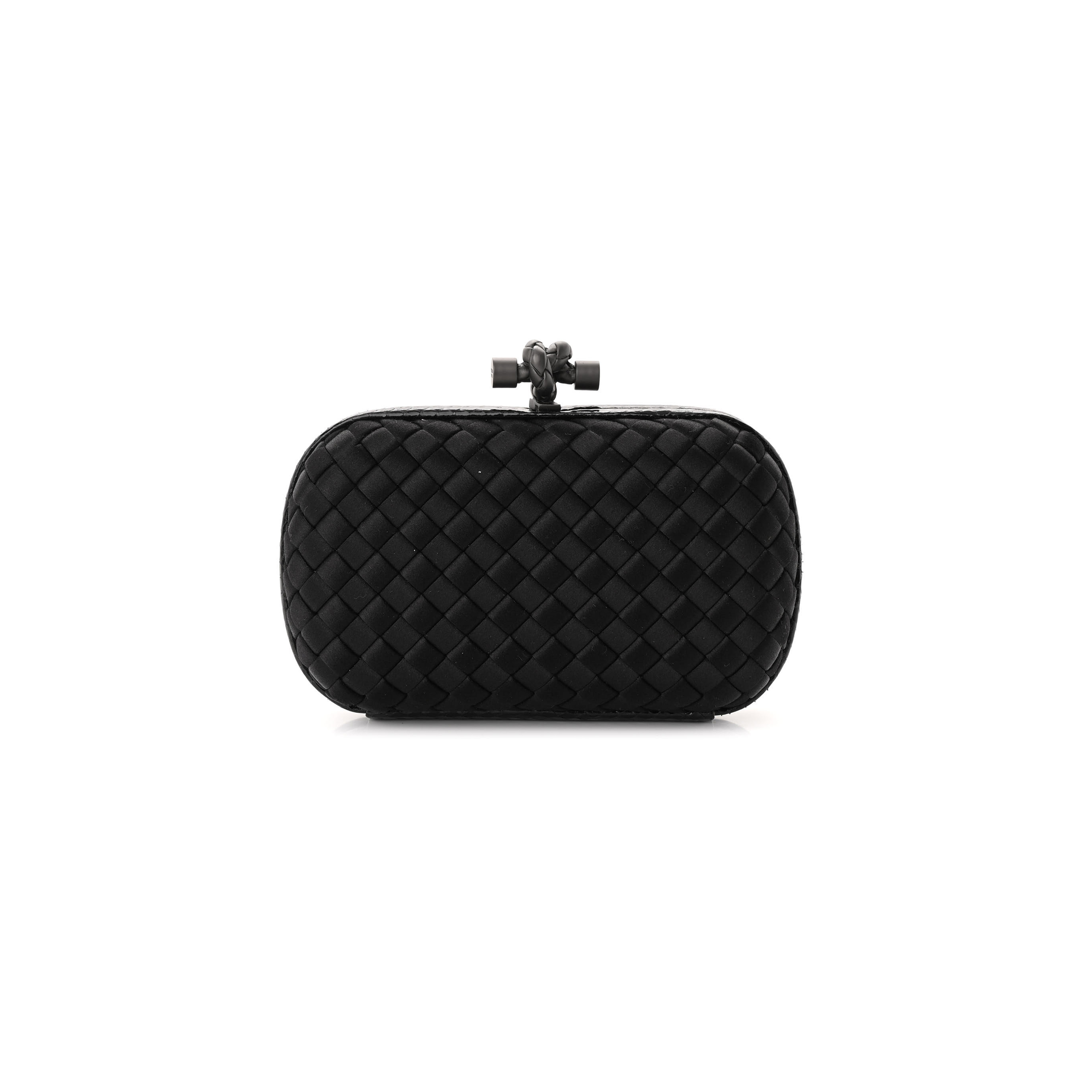bo*te*ga Ve*ne*ta satin ayers intrecciato chain knot clutch black (17*10*5cm)